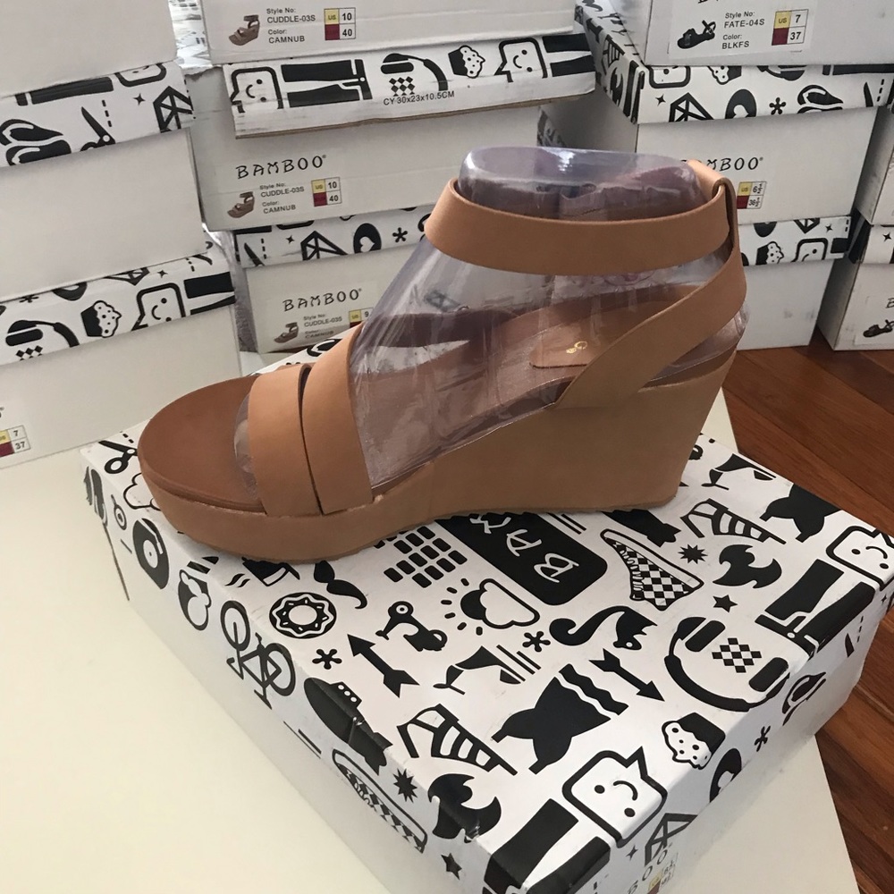 FINAL PRICE Bamboo Cuddle Sandal Wedges New In Box - Picture 3 of 5